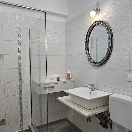 Premium Building Stefan Prima Linie La Mare & Private Parking * Năvodari