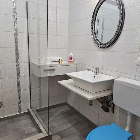 Premium Building Stefan Prima Linie La Mare & Private Parking * Năvodari